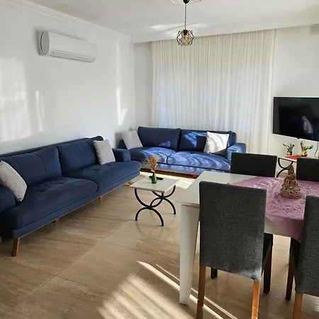 Tyana Home-2 * 카스