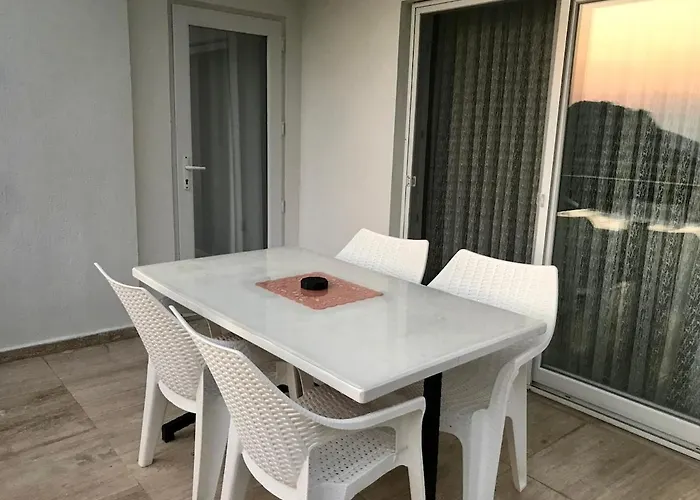 Tyana Home-2 Будинок відпочинку *