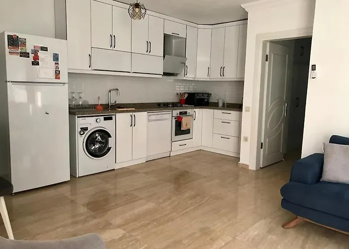 Будинок відпочинку Tyana Home-2 *